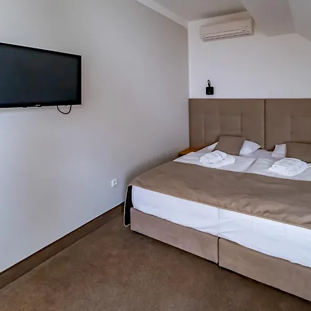 فندق Relax Stork ليدنيس