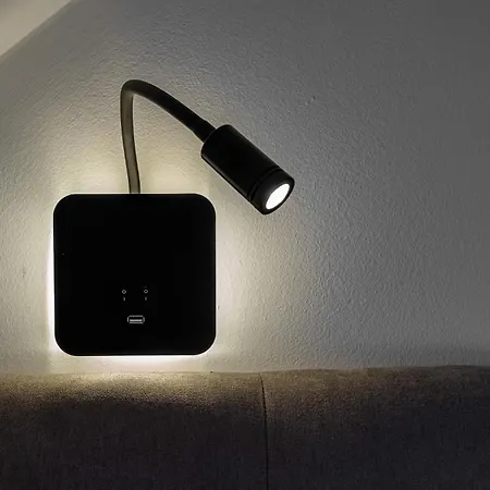 Relax Stork فندق