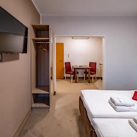 Hotel Relax Stork 3*