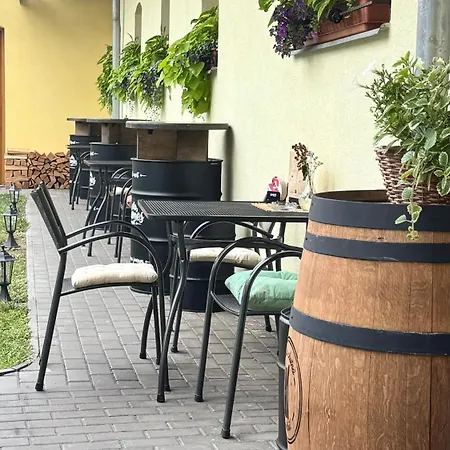 Relax Stork 3* ليدنيس