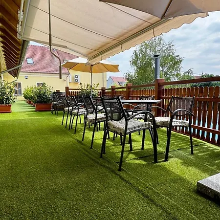 Stork Lejlighedshotel
